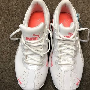 Puma Sneakers